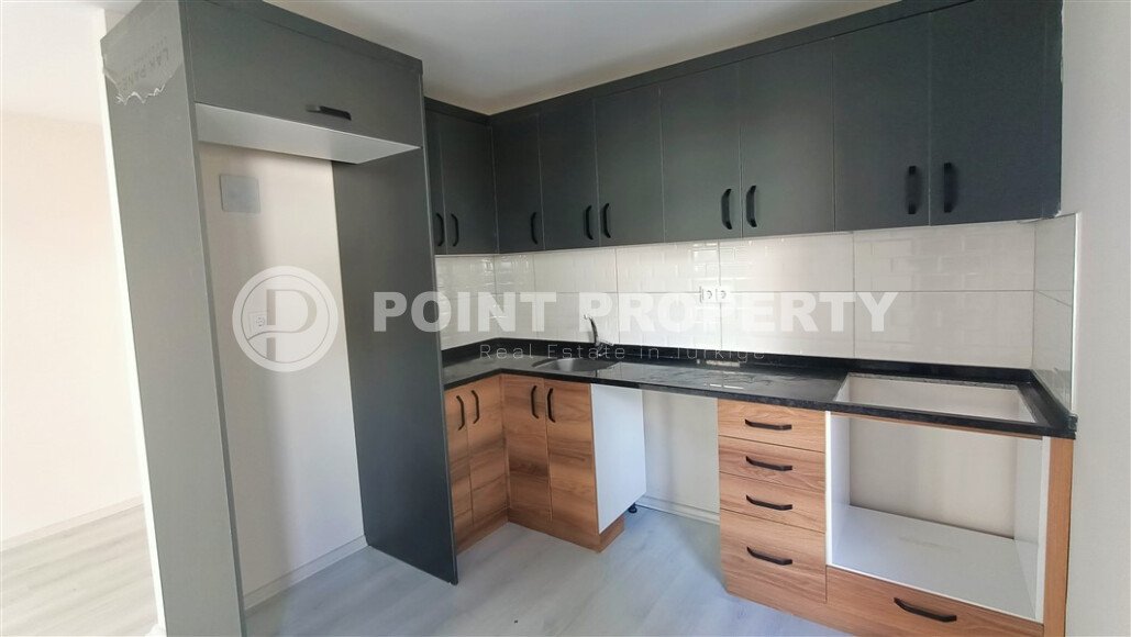 2+1 apartment with finished renovation in the center of Alanya - 700 m to Keykubat beach-id-9926-photo-4