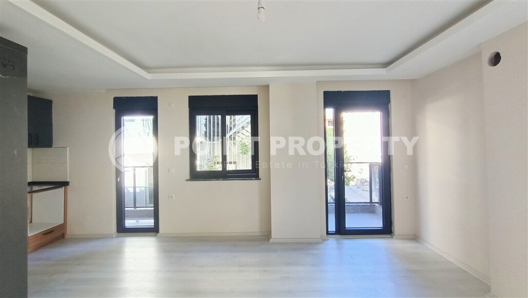 2+1 apartment with finished renovation in the center of Alanya - 700 m to Keykubat beach-id-9926-photo-6