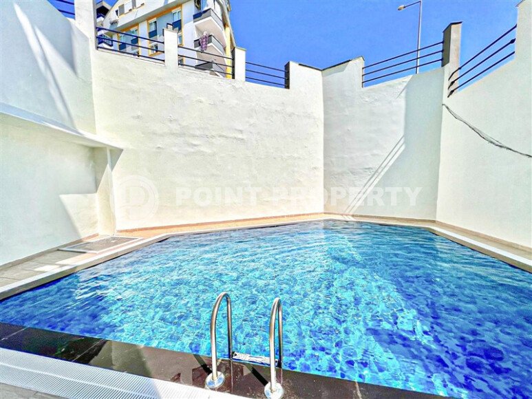 Stylish 1+1 apartment of 55 m² furnished in a residential complex of 2023 in Mahmutlar-id-9936-photo-5