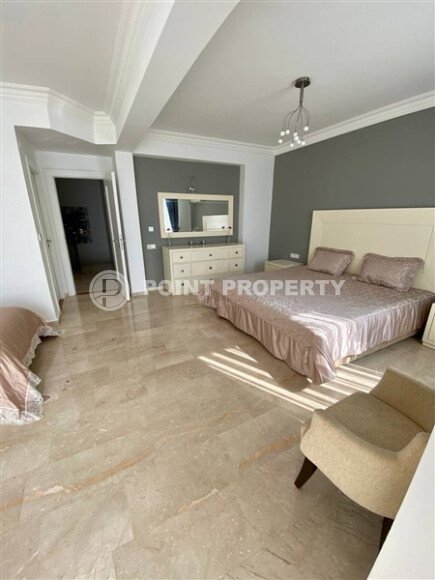 Panoramic duplex 180 m² Kargicak area with sea and mountain views-id-9945-photo-7