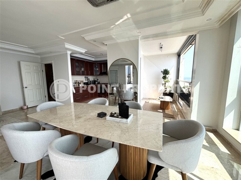 Spacious duplex 200 m² with panoramic view of the sea and Kale in the Tosmur area-id-9963-photo-3