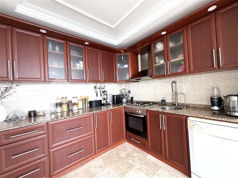 Spacious duplex 200 m² with panoramic view of the sea and Kale in the Tosmur area-id-9963-photo-6