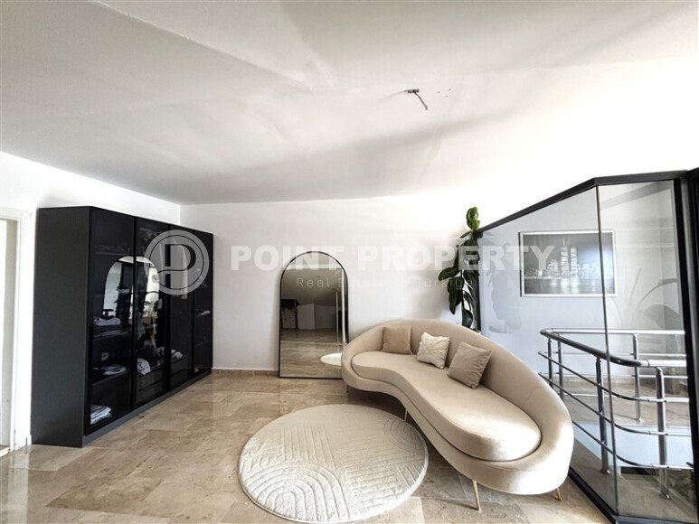 Spacious duplex 200 m² with panoramic view of the sea and Kale in the Tosmur area-id-9963-photo-10