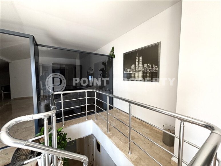 Spacious duplex 200 m² with panoramic view of the sea and Kale in the Tosmur area-id-9963-photo-13