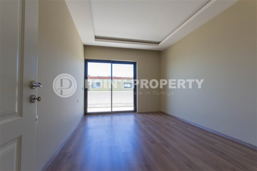 Spacious 3+1 duplex with panoramic windows in the Kargicak area is suitable for Turkish citizenship.-id-9968-photo-6
