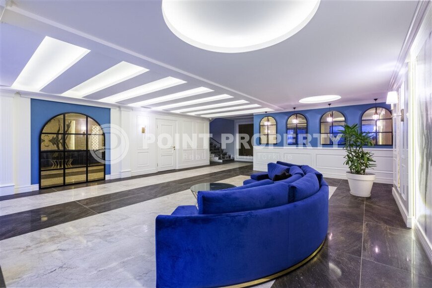 Spacious 3+1 duplex with panoramic windows in the Kargicak area is suitable for Turkish citizenship.-id-9968-photo-11