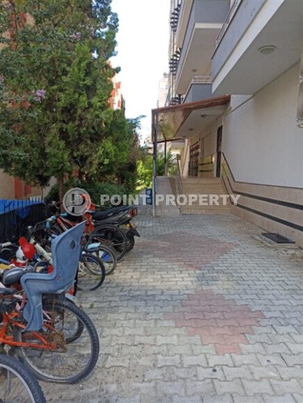 Spacious furnished 2+1 apartment of 100 m² in the center of Mahmutlar-id-9970-photo-12