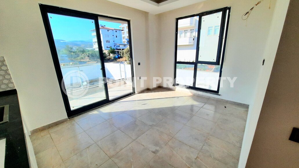 Небольшая двухкомнатная квартира в новом комплексе на финишной стадии строительства, Демирташ, Аланья-id-3353-фото-18