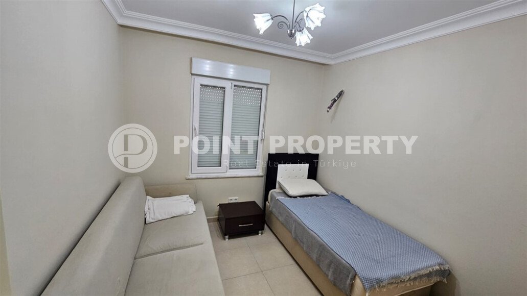 Furnished 2+1 apartment in a complex with a large territory in Mahmutlar-id-9976-photo-4