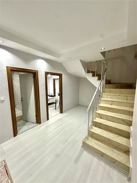 Spacious 3+1 penthouse with mountain view-id-9989-photo-10