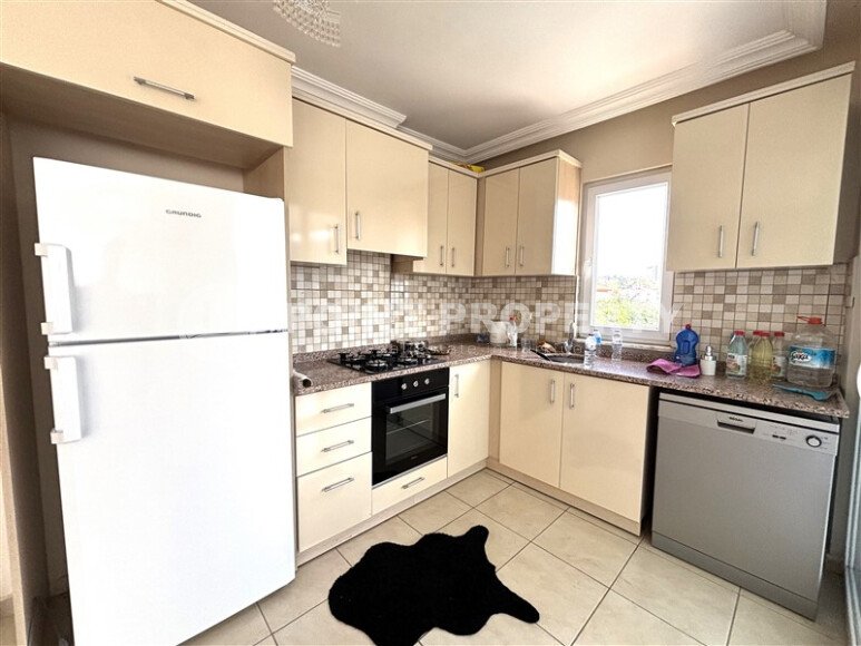 Просторный светлый дуплекс 3+2 площадью 200 м² в Тосмуре с застеклённым балконом и ВНЖ-id-10002-фото-9