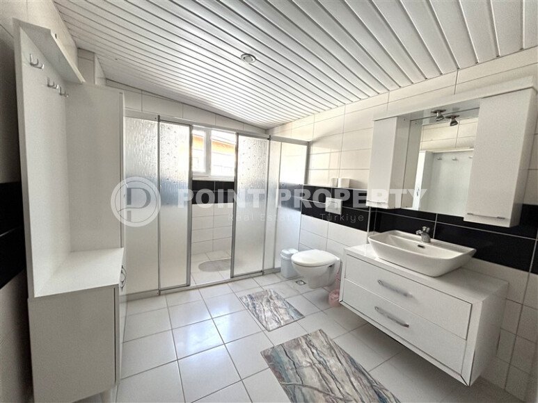 Просторный светлый дуплекс 3+2 площадью 200 м² в Тосмуре с застеклённым балконом и ВНЖ-id-10002-фото-20