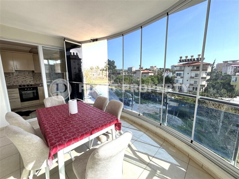 Просторный светлый дуплекс 3+2 площадью 200 м² в Тосмуре с застеклённым балконом и ВНЖ-id-10002-фото-24