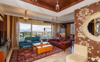 3+1 apartment with panoramic views in a prestigious complex in Kargicak-id-10006-photo-3
