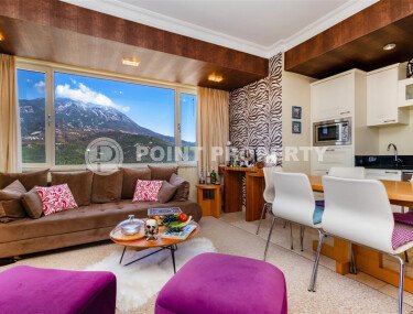 3+1 apartment with panoramic views in a prestigious complex in Kargicak-id-10006-photo-4
