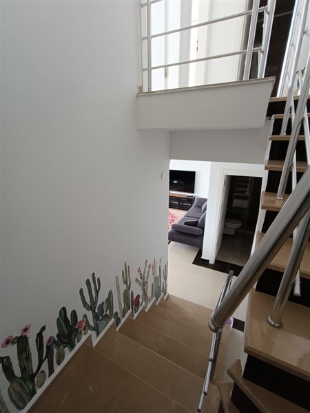 Просторный дуплекс 2+1 с террасой и видом на море — 110 м², Махмутлар-id-10010-фото-19