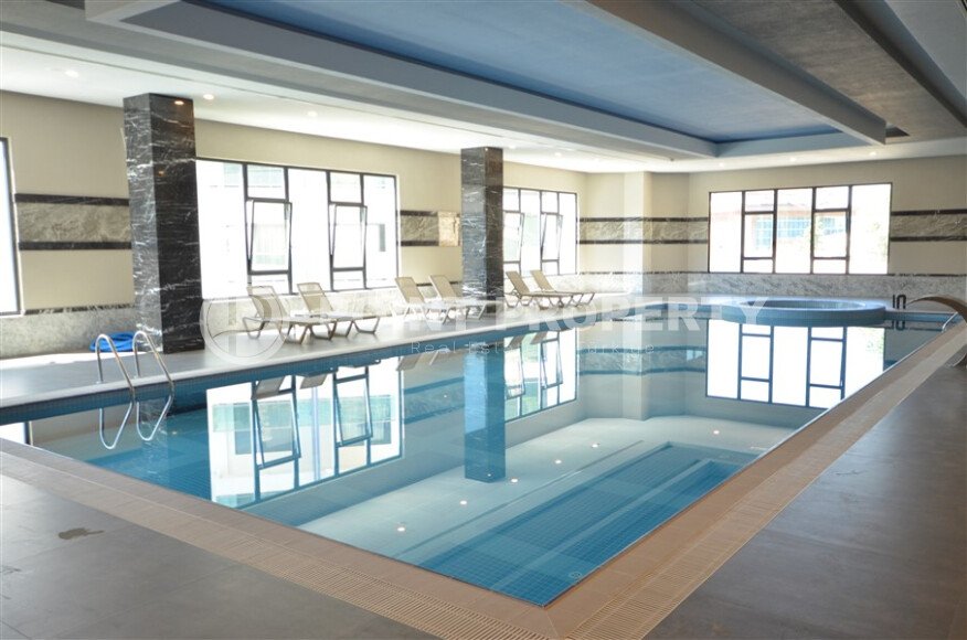 Шикарная квартира 1+1 с видом на море в элитном комплексе на первой береговой линии, Каргыджак-id-10014-фото-2