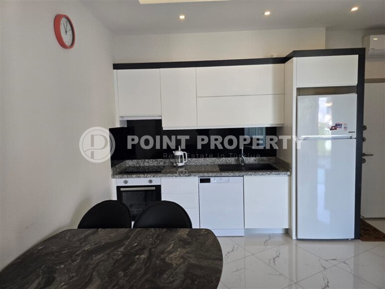 Шикарная квартира 1+1 с видом на море в элитном комплексе на первой береговой линии, Каргыджак-id-10014-фото-9