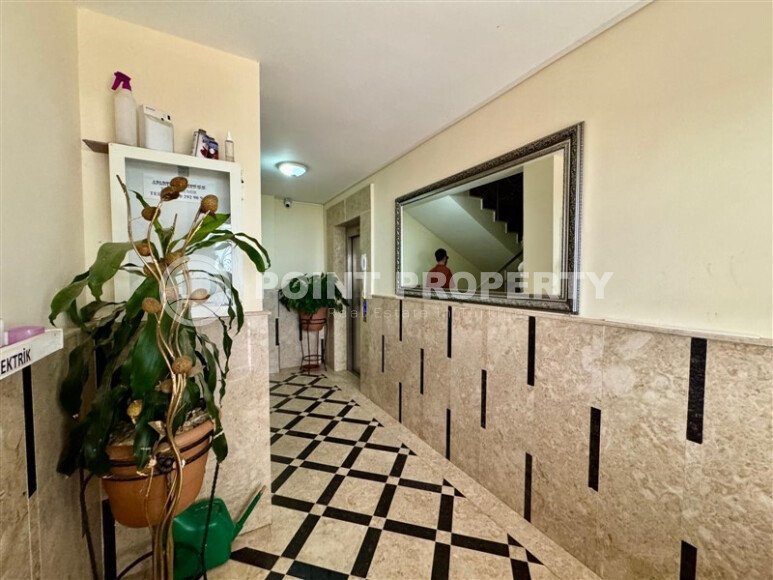 Квартира 1+1 с большой площадью 85 м² и просторным балконом в центре Махмутлара-id-10020-фото-6