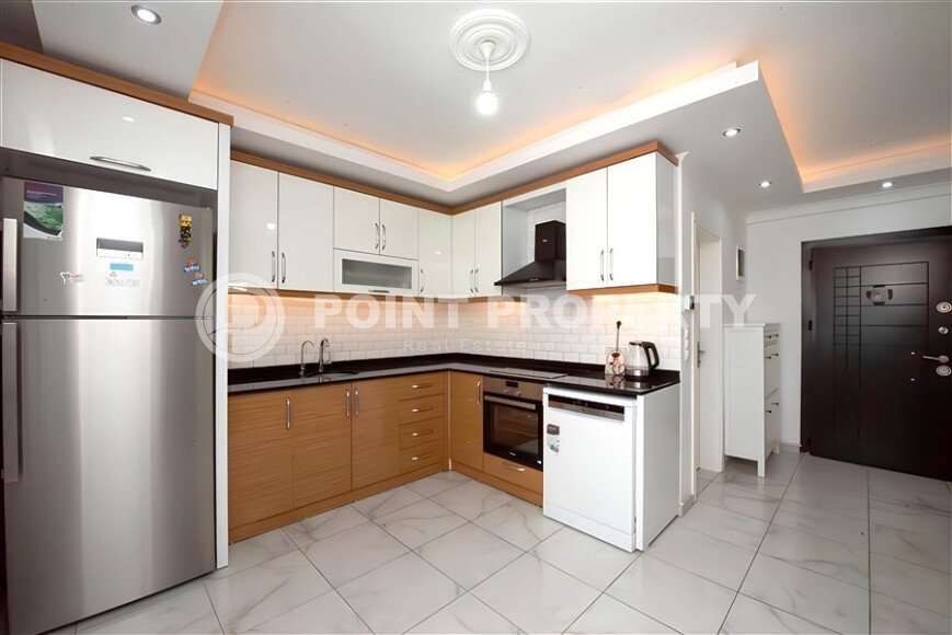 Двухуровневая квартира 2+1 в центре Махмутлара, всего в 300 метрах от моря-id-10023-фото-4