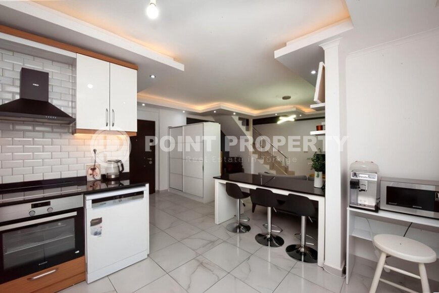 Двухуровневая квартира 2+1 в центре Махмутлара, всего в 300 метрах от моря-id-10023-фото-5