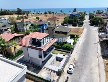 Luxury three-storey villa 3+1 - 210 m² in Konakli, only 150 m from the sea-id-10026-photo-3