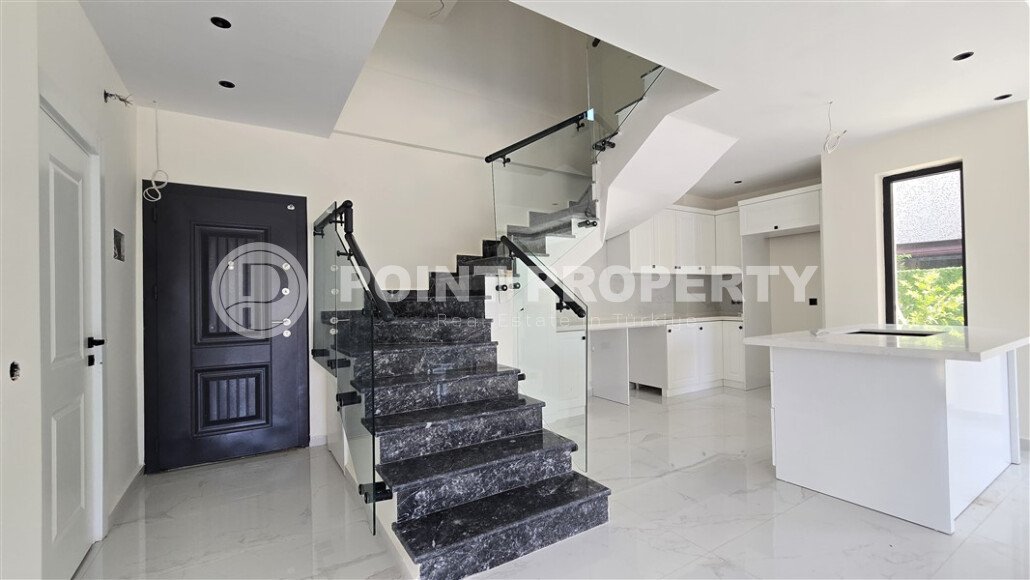 Роскошная трёхэтажная вилла 3+1 — 210 м² в Конаклы, всего 150 м от моря-id-10026-фото-7