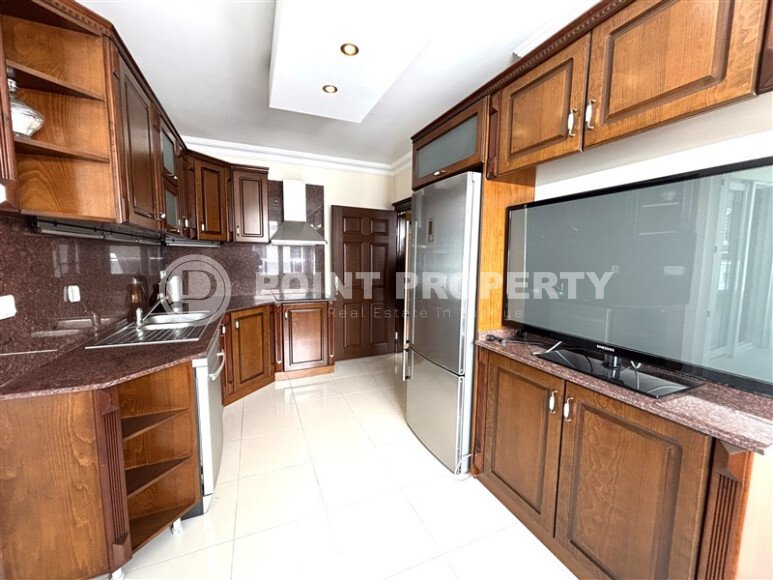 Просторный дуплекс 3+1 — 220 м² на первой линии в Махмутларе-id-10027-фото-11