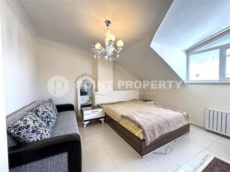 Просторный дуплекс 3+1 — 220 м² на первой линии в Махмутларе-id-10027-фото-19