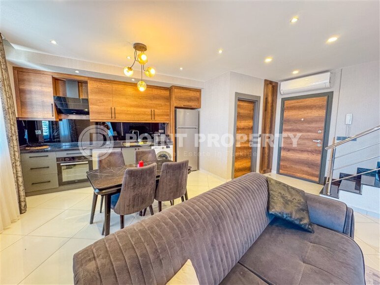 Шикарный пентхаус 2+1 с панорамными видами на море и горы Торос в Махмутларе-id-10037-фото-4