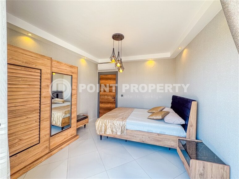 Шикарный пентхаус 2+1 с панорамными видами на море и горы Торос в Махмутларе-id-10037-фото-9