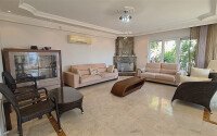 Two-level villa 200 m², in the center of Alanya, with a view of the sea and Kale-id-10062-photo-1