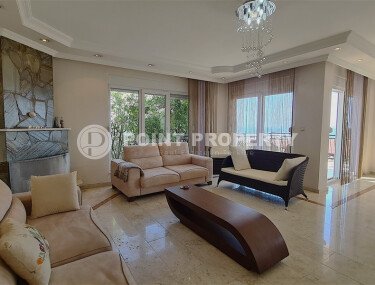 Two-level villa 200 m², in the center of Alanya, with a view of the sea and Kale-id-10062-photo-2