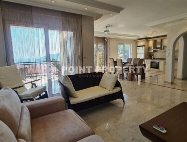 Two-level villa 200 m², in the center of Alanya, with a view of the sea and Kale-id-10062-photo-4