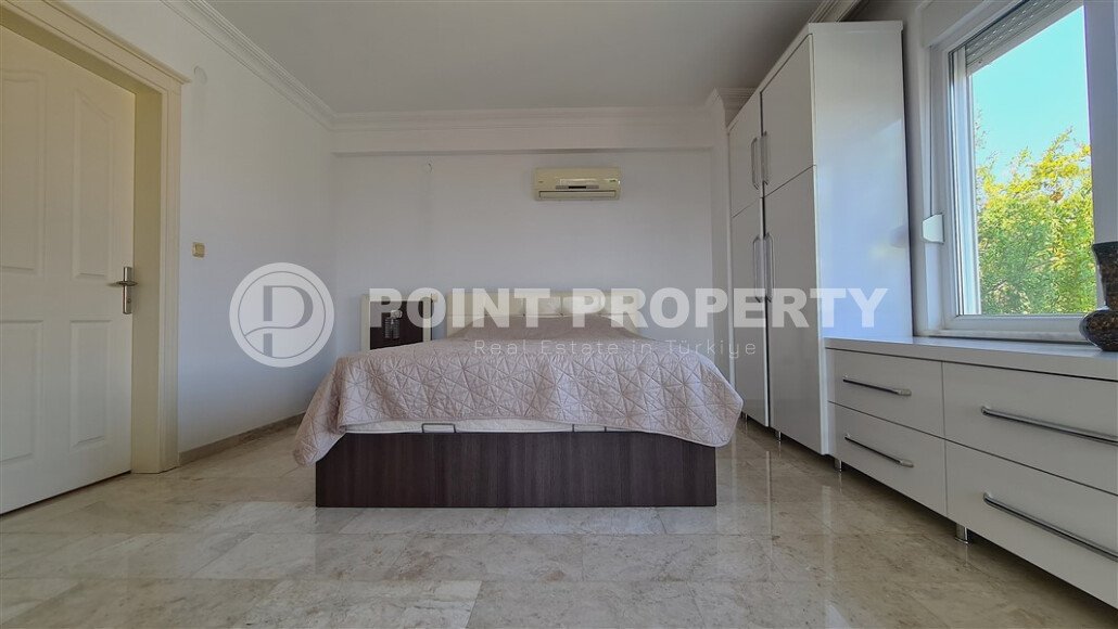 Two-level villa 200 m², in the center of Alanya, with a view of the sea and Kale-id-10062-photo-7