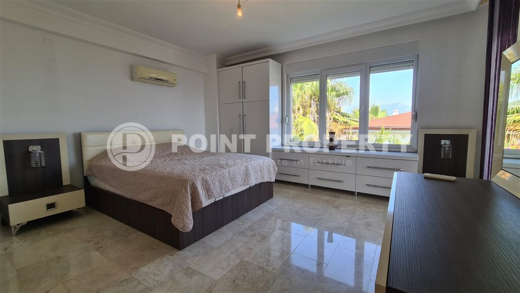 Two-level villa 200 m², in the center of Alanya, with a view of the sea and Kale-id-10062-photo-9
