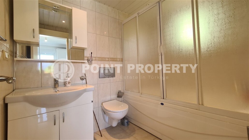 Two-level villa 200 m², in the center of Alanya, with a view of the sea and Kale-id-10062-photo-12