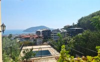 Two-level villa 200 m², in the center of Alanya, with a view of the sea and Kale-id-10062-photo-15