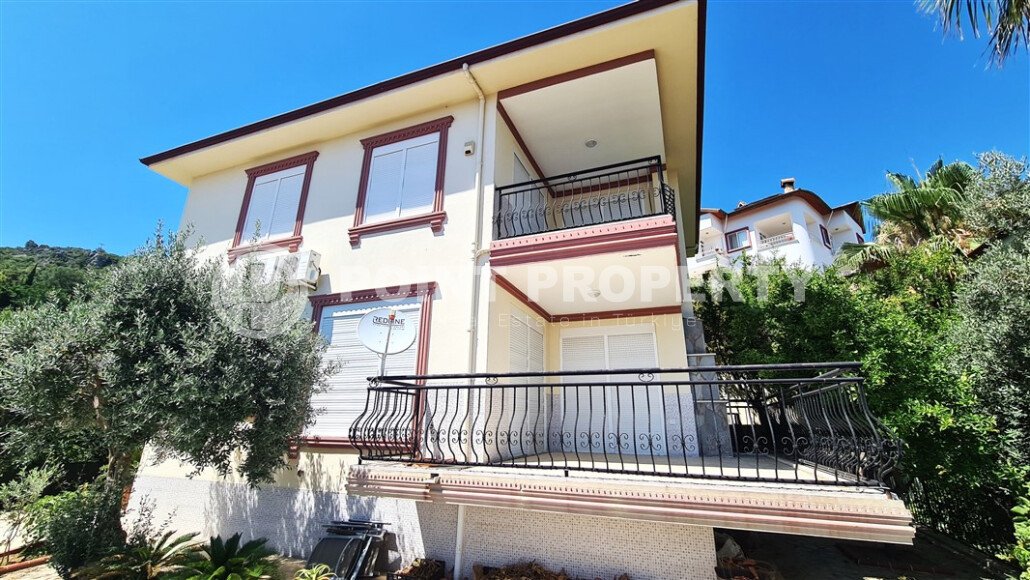 Two-level villa 200 m², in the center of Alanya, with a view of the sea and Kale-id-10062-photo-23