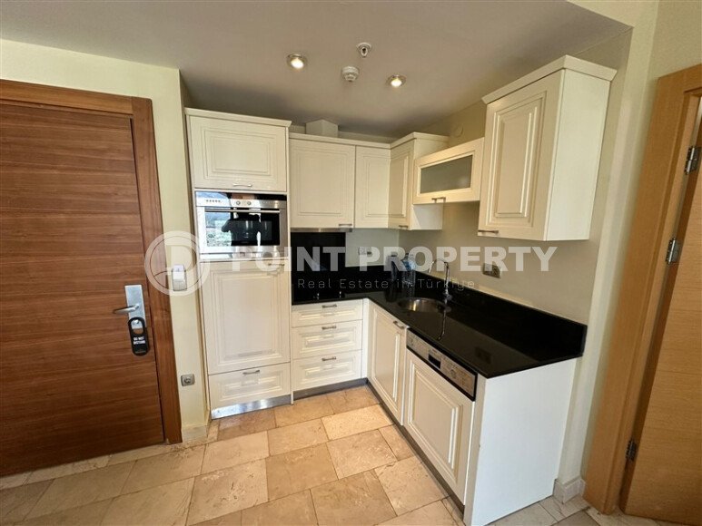 Comfortable apartment 95 m² in Kargicak area with rich infrastructure of the complex-id-10068-photo-3