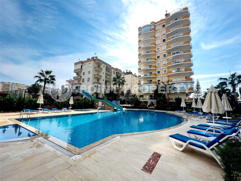 Spacious apartment 125 m² in Mahmutlar area on the first line-id-10075-photo-1
