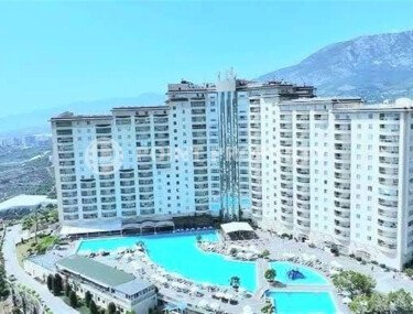 Cozy 90 m² apartment with sea and mountain view in Kargicak-id-10083-photo-7