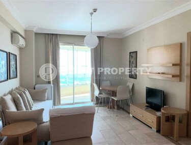 Cozy 90 m² apartment with sea and mountain view in Kargicak-id-10083-photo-4