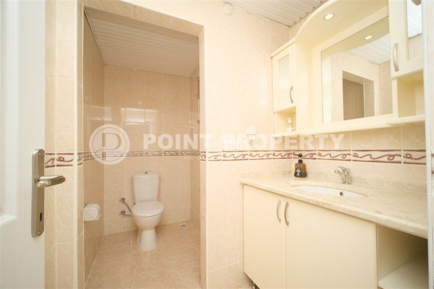 Spacious apartment 180 m², Sugezu area, Alanya center-id-10107-photo-9