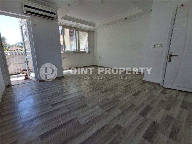 Spacious apartment 110 m² in the center of Alanya with separate kitchen, close to the sea-id-10114-photo-4