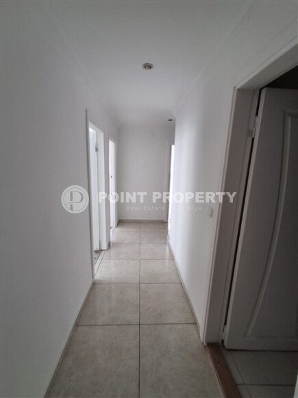 Spacious apartment 110 m² in the center of Alanya with separate kitchen, close to the sea-id-10114-photo-8
