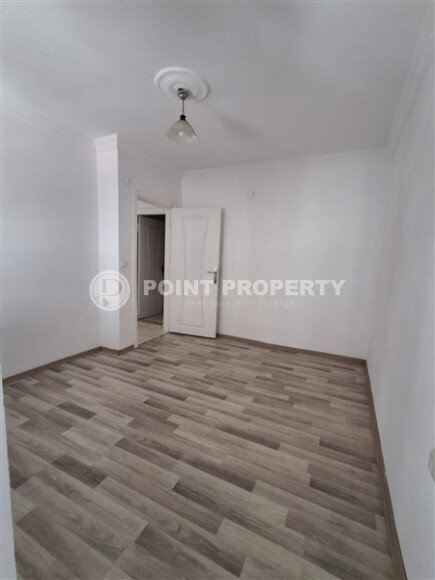 Spacious apartment 110 m² in the center of Alanya with separate kitchen, close to the sea-id-10114-photo-9