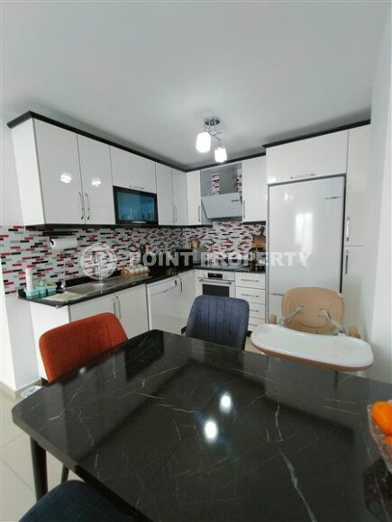 Spacious duplex 3+1, 150 m² in Mahmutlar area, close to the sea and with sea view-id-10124-photo-5