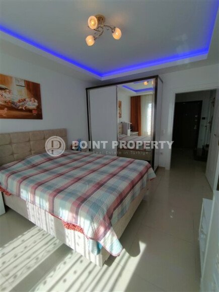 Spacious duplex 3+1, 150 m² in Mahmutlar area, close to the sea and with sea view-id-10124-photo-6