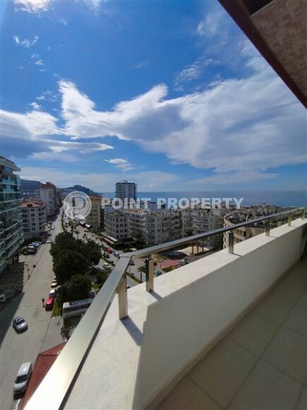 Spacious duplex 3+1, 150 m² in Mahmutlar area, close to the sea and with sea view-id-10124-photo-17